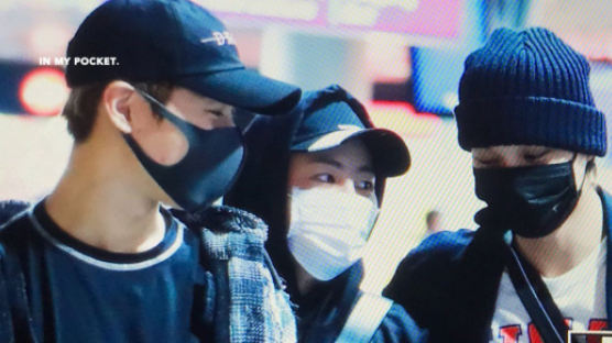 Members of 'Friendship Parkas' KAI, TAEMIN, and SUNG WOON Spotted at the Airport on Their Way to Berlin