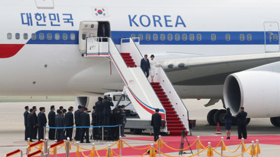 "평양 오시면 성대하게 맞이하겠다"던 김정은, 최고의 예우