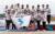 2018 자카르타 팔렘방 아시안게임 500m 결선 메달 시상식에서 여자 카누 용선 남북 단일팀이 금메달을 목에 걸고 한반도기를 흔들고 있다.[뉴스1]