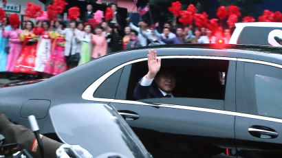 [속보] 문대통령·김위원장, 차량으로 백두산 장군봉 오를 듯 