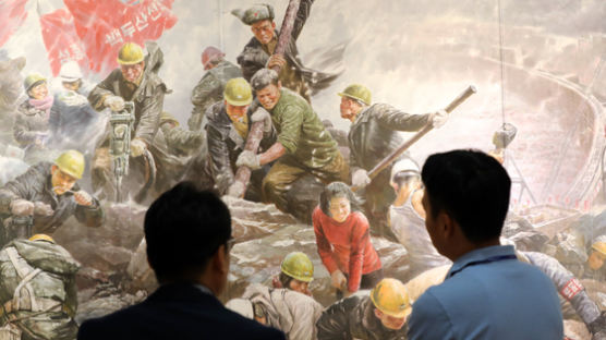 “와~ 북한그림이다”…광주비엔날레 남북정상회담 효과로 ‘북적’