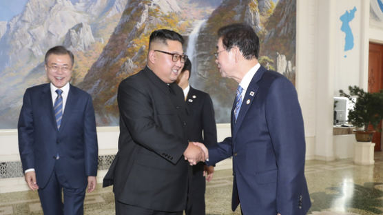 "김정은, 돌아갈 다리 불 질렀다" 방북 인사가 본 회담