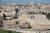 올리브산에서 내려다 본 예루살렘 구시가지의 모습. 예수가 나귀를 타고 올리브산을 내려갈 때도 예루살렘 성이 있었다. 