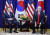 트럼프 미국 대통령이 24일 오후 (현지시간) 미국 뉴욕 롯데 팰리스 호텔에서 열린 한-미정상회담에서 발언하고 있다. 왼쪽 문재인 대통령. [연합뉴스]