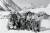1954년 K2 초등에 성공한 이탈리아 원정대. 뒷줄 오른쪽 세 번째가 발터 보나티. 한 가운데가 원정대장 아르디토 데지오. 아랫줄 왼쪽 두 번째가 훈자 마디. 중앙포토