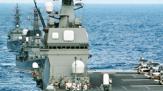“욱일기 말고 일장기”…해군, 제주관함식 참가 일본에 간접 요청