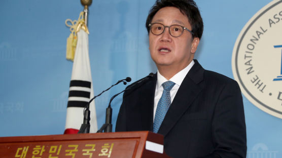 [단독]민병두 “한국도 ICO 허용해야 … 금지만이 능사 아니다”