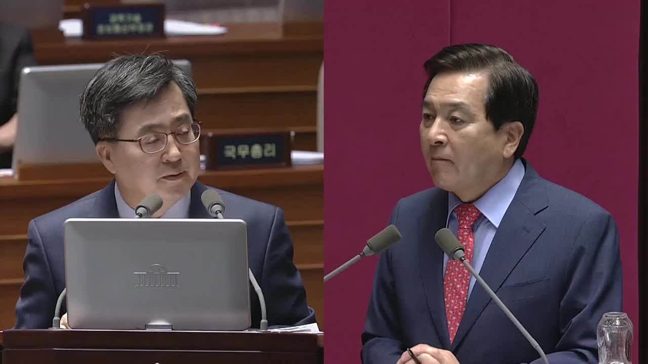 한국당 “기둥뿌리부터 썩어”…민주당 “볼썽사나운 강변”