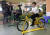 지난 4일 오후 평양 과학기술전당에서 평양 어린이들이 자전거를 타고 있다. 평양사진공동취재단