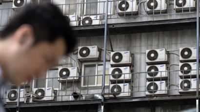 내년부터 서울 신축건물 외벽에 에어컨 실외기 못 놓는다