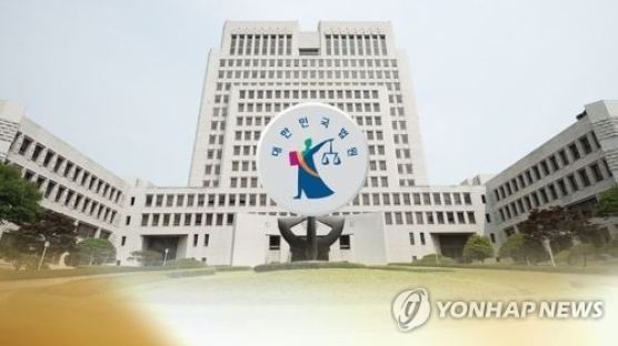 '박근혜정부 외압논란' 이영철 예술감독 대법 '해고 무효' 판결