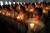 지난 5월 제주시 제주대학교에서 이 대학 간호대학 3학년 학생들이 촛불을 들고서 나이팅게일 선서를 하고 있다. [뉴스1]