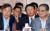 선동열 야구 국가대표팀 감독(가운데)이 10일 오후 국회에서 열린 문화체육관광위원회 국정감사에서 증인으로 출석했다. 왼쪽은 도종환 장관. 변선구 기자