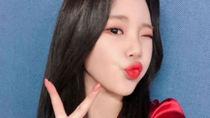 MOMOLAND's JOOE Amazes Fans With Her Sudden Makeover to a Raven Black Hair 