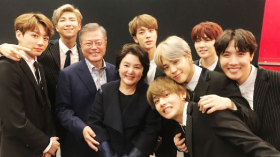 National-hit group BTS meet president MOON JAE-IN in Paris