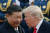 도널드 트럼프 미국 대통령(오른쪽)과 시진핑 중국 국가주석은 무역전쟁 시작 후 처음으로 다음 달 말 주요 20개국(G20) 정상회의에서 만날 예정이다. 사진은 지난해 11월 베이징 정상회담 모습. [AP=연합뉴스]
