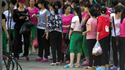 “北 젊은 여성들, 중국 사우나에서 외화벌이”