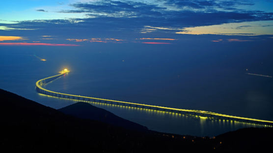 [사진] 홍콩~마카오 30분 … 세계 최장 다리 개통