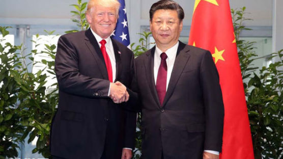 트럼프 "중국 더 큰 고통 느껴야…관세 완화 없다"