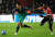 25일 열린 UEFA 챔피언스리그 B조 조별리그 3차전에서 드리블을 시도하는 토트넘 공격수 손흥민(왼쪽). [로이터=연합뉴스] 