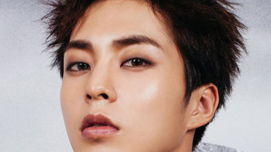 PHOTOS: XIUMIN Flaunts His Manliness on EXO's New Teaser