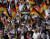 극우 독일을 위한 정당 지지자들이 메르켈에 반대하는 시위를 벌이고 있다. [AP=연합뉴스]
