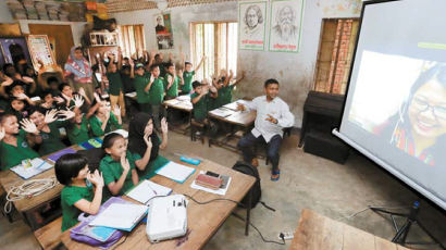 [희망을 나누는 기업] 방글라데시 오지마을 네트워크 연결 … 화상교육도 지원