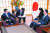 고노 다로 일본 외상(왼쪽)이 30일 도쿄 외무성에서 이수훈 주일 한국대사(오른쪽)를 초치해 강제징용 배상 판결에 대해 항의하고 있다. [로이터=연합뉴스]