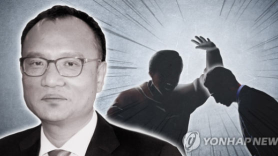 경찰, 양진호 자택 등 10곳서 도검·활 압수, 3일엔 피해자 조사