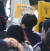 3일 오후 서울 파이낸스 빌딩 앞에서 열린 &#39;여학생을 위한 학교는 없다&#39; 학생회 날 스쿨미투 집회에서 참가자들이 발언을 듣고 있다.   [연합뉴스]