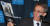 케네스 로스 휴먼라이츠워치(HRW) 사무총장이 지난 1일 오전 서울 중구 프레스센터에서 열린 기자회견에서 북한의 성폭력 실상을 담은 보고서를 들고 있다. [연합뉴스]