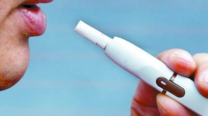 청소년 흡연자 40% '궐련형 전자담배' 경험…술마시는 중고생 증가