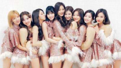 TWICE as First Girl Group to Perform on Special Japanese Program Two Consecutive Years!