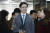 김경수 경남지사가 16일 오전 서울 서초구 중앙지방법원에서 열린 두번째 공판에 출석하고 있다. [뉴스1]