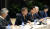 아시아태평양경제협력체(APEC) 정상회의 참석차 파푸아뉴기니를 찾은 문재인 대통령이 17일 오후 포트모르즈비 시내 스탠리 호텔에서 시진핑(習近平) 중국 국가주석과 정상회담을 하고 있다. 청와대 사진기자단