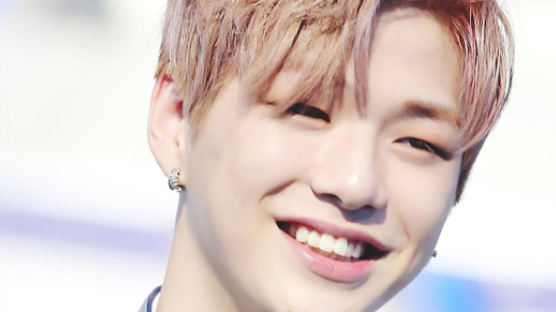 KANG DANIEL Has His Fans All Touched In WANNA ONE's Last Album