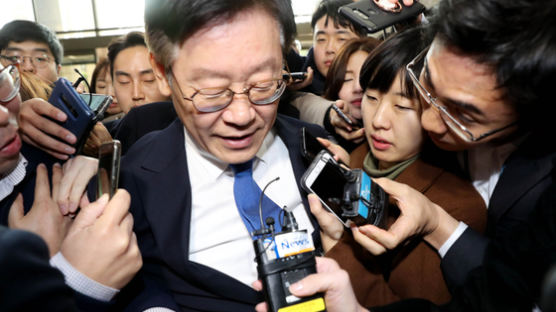 박원순만 때리는 한국당···"이재명 대권 어렵다 본듯"