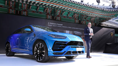 [단독] “2억원대 람보르기니 첫 SUV, 한국시장 뚫을 전략상품”