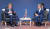 문재인 대통령과 안드레이 바비스 체코 총리가 28일 오후(현지시간) 체코 프라하 힐튼 호텔에서 열린 회담에서 대화하고 있다. 청와대 사진기자단