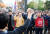금속노조 현대자동차지부 조합원들이 14일 울산시청 정문 앞에서 울산노동자 결의대회를 하고 있다. 노조는 &#34;광주형 일자리 신설은 울산경제가 망하는 길&#34;이라고 주장했다. [뉴스1]