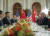 시진핑 중국 국가주석(왼쪽에서 두번째)과 도널드 트럼프 미국 대통령(오른쪽에서 두번째)이 1일(현지시간) 아르헨티나 부에노스 아이레스에서 업무 만찬을 가졌다. [AP=연합]