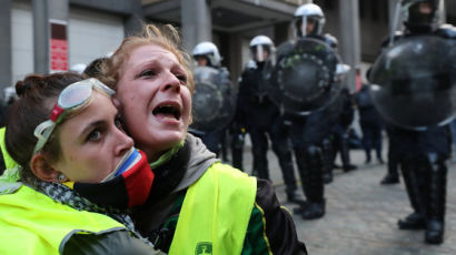 [서소문사진관]'노란조끼 '시위 전 유럽으로 번지나?