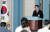 2006년 7월 5일 서주석 당시 청와대 통일외교안보수석이 청와대에서 북한 미사일 발사와 관련해 정부 성명을 발표하고 있다.