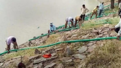 인도 마을서 축구장 20여개 규모 호숫물 모두 빼낸 이유 