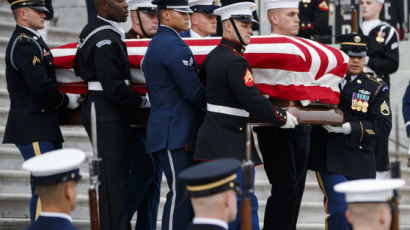 “장례식 땐 나라가 멈춘다”…미국이 전직 대통령을 예우하는 법