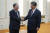 시진핑 중국 국가주석이 7일 베이징 인민대회당에서 이용호 북한 외무상을 만나고 있다.[AP=연합뉴스])