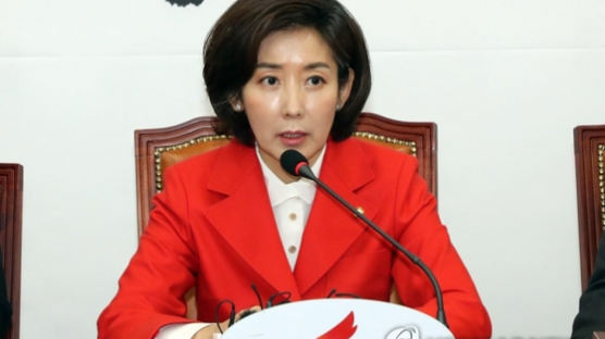 “나경원에 뒤통수 맞았다” 한국당 의원들 시끌 