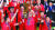 스즈키컵 우승 트로피를 들어 올리며 환호하는 박항서(가운데) 감독과 베트남 선수들. [AFP=연합뉴스]