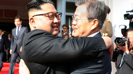 文 정부“북한 체제 안전 보장하는 비핵화 추구할 것”