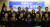 남인순 민주당 최고위원(앞줄 왼쪽 네번째)이 13일 서울 마포구 망원시장을 찾아 상인들의 애로사항을 청취한 후 기념사진을 찍고 있다. [남 의원 블로그 캡쳐]